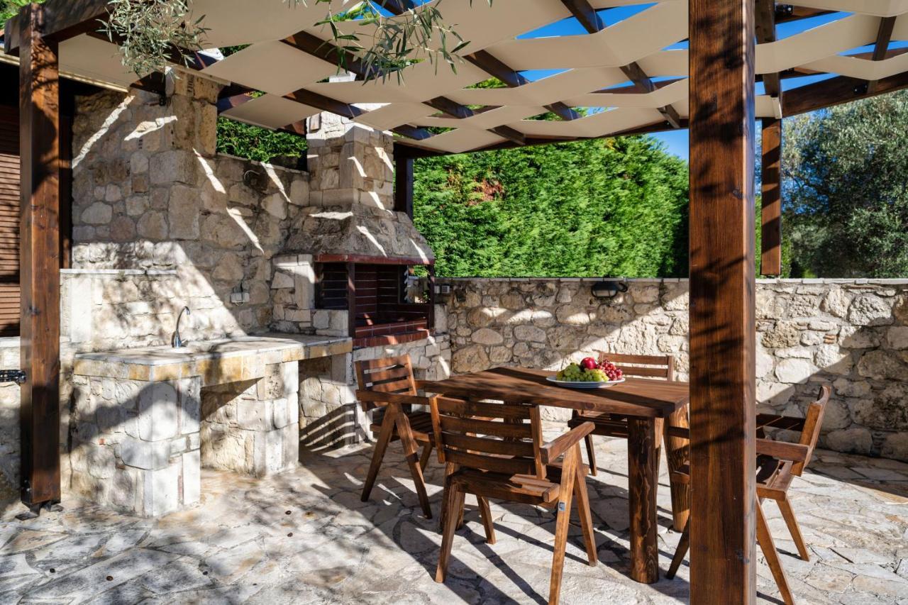 Palmrise Luxury Villas By Travel Pro Services - Nea Skioni Halkidiki 外观 照片