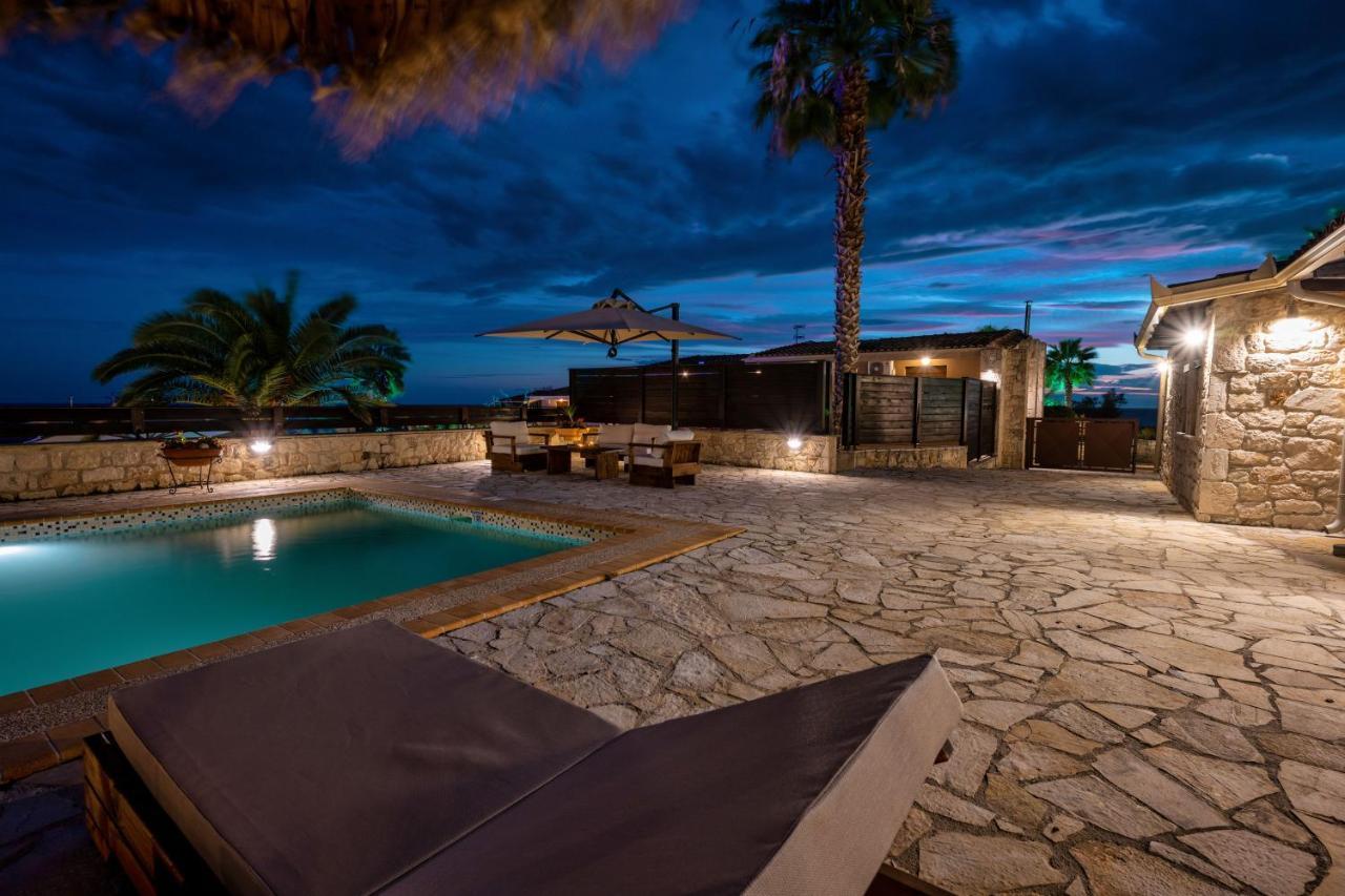 Palmrise Luxury Villas By Travel Pro Services - Nea Skioni Halkidiki 外观 照片